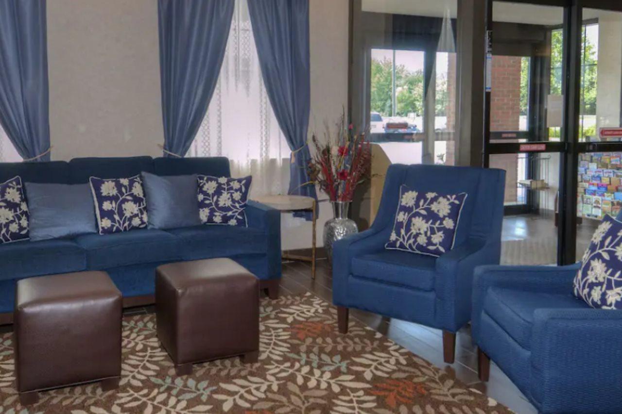 Comfort Inn Near Downtown & Blue Ridge Pkwy Marion Ngoại thất bức ảnh