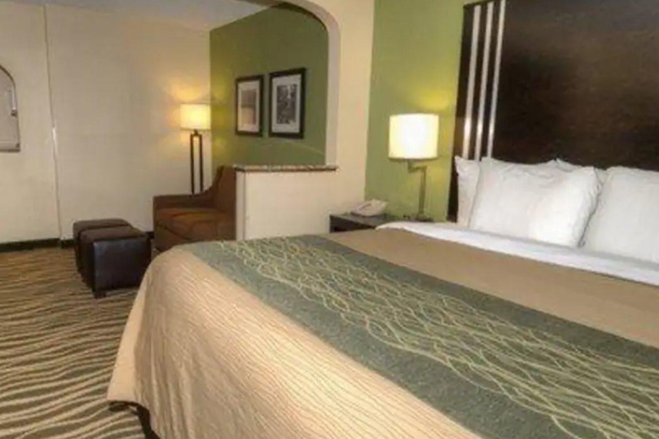 Comfort Inn Near Downtown & Blue Ridge Pkwy Marion Ngoại thất bức ảnh