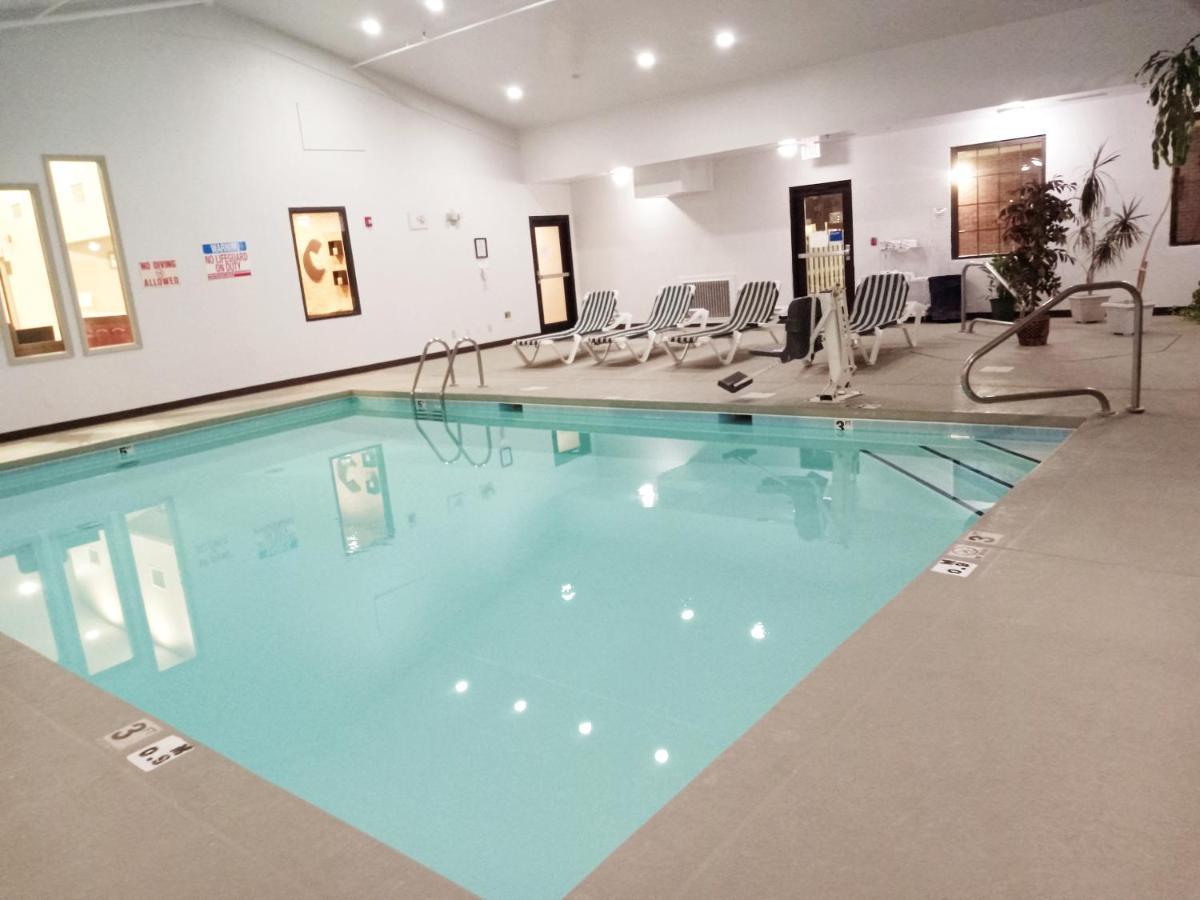 Comfort Inn Near Downtown & Blue Ridge Pkwy Marion Ngoại thất bức ảnh