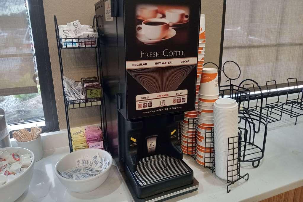 Comfort Inn Near Downtown & Blue Ridge Pkwy Marion Nhà hàng bức ảnh