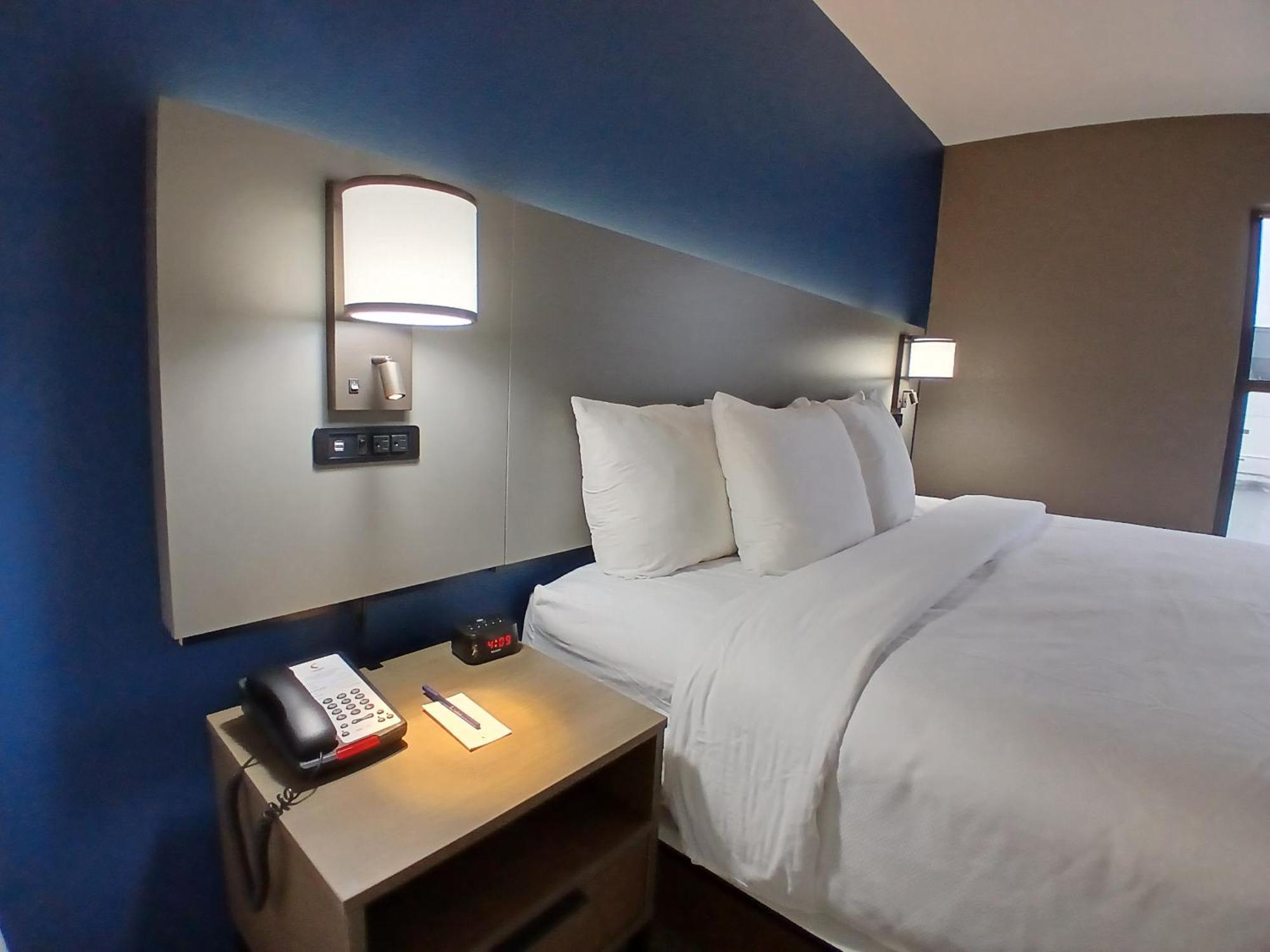 Comfort Inn Near Downtown & Blue Ridge Pkwy Marion Ngoại thất bức ảnh
