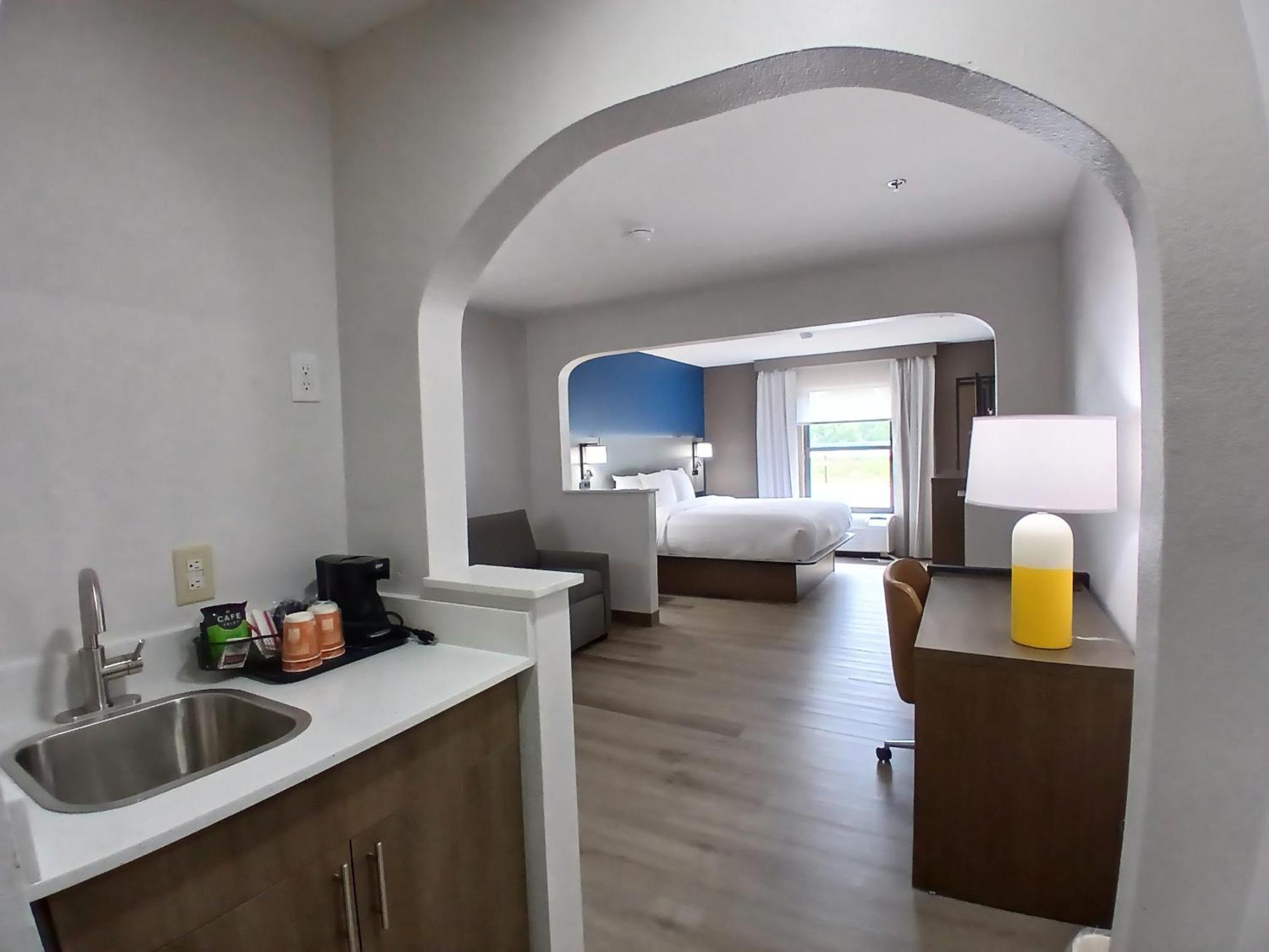Comfort Inn Near Downtown & Blue Ridge Pkwy Marion Ngoại thất bức ảnh